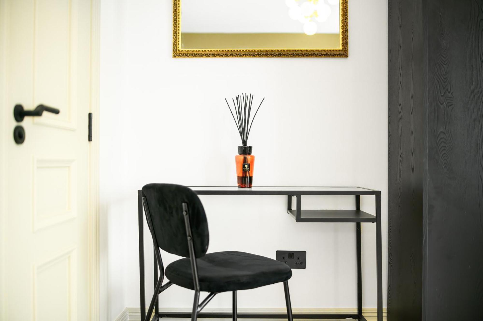 Nine Elms Modern Studio Apartments 런던 외부 사진