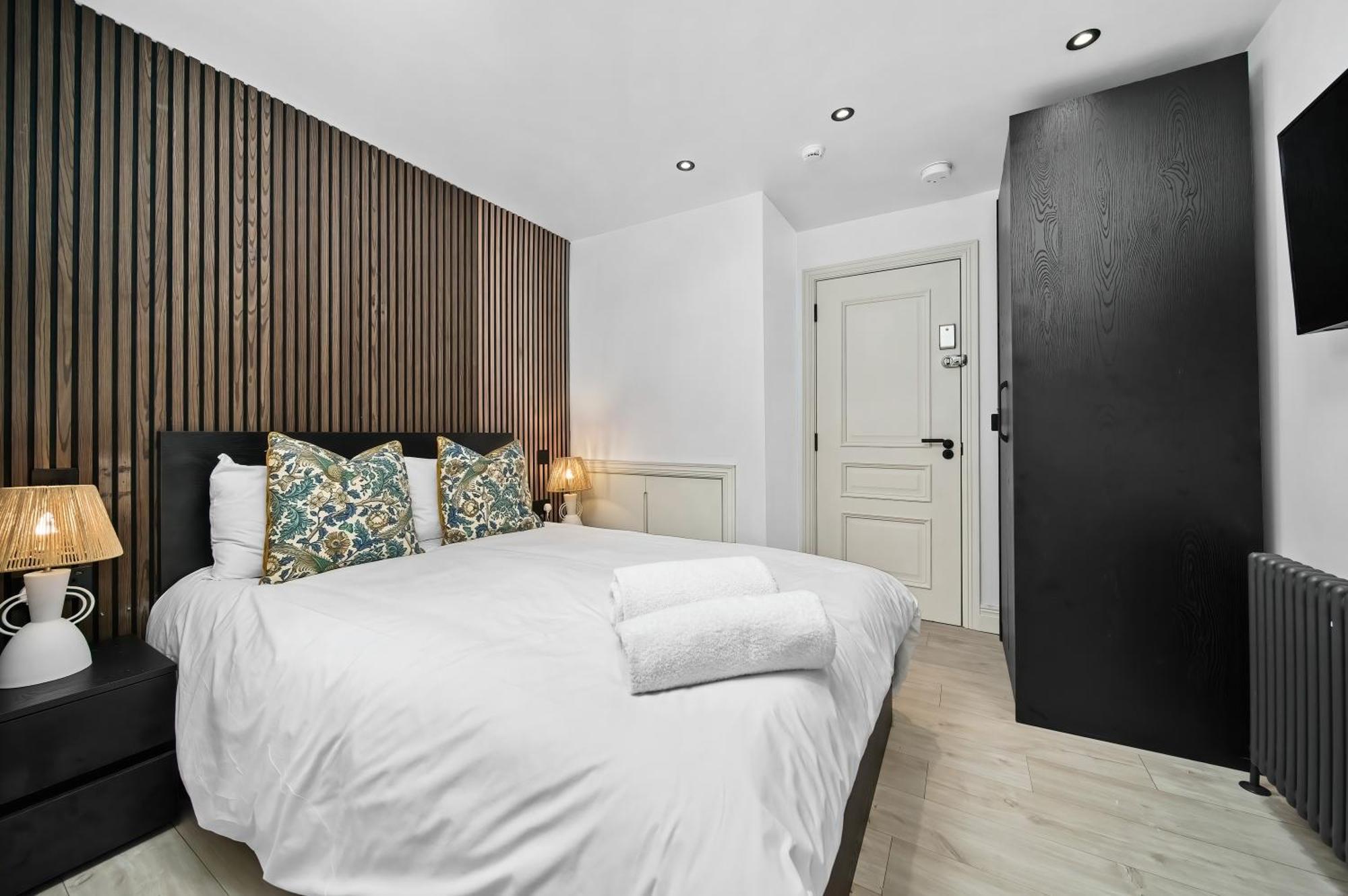 Nine Elms Modern Studio Apartments 런던 외부 사진