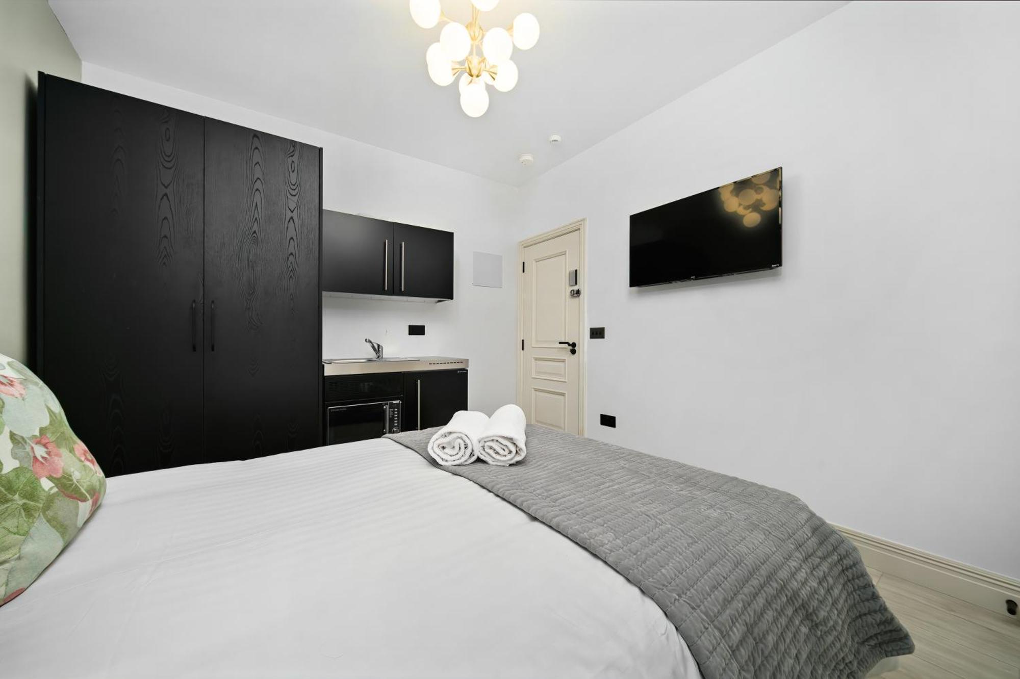 Nine Elms Modern Studio Apartments 런던 외부 사진