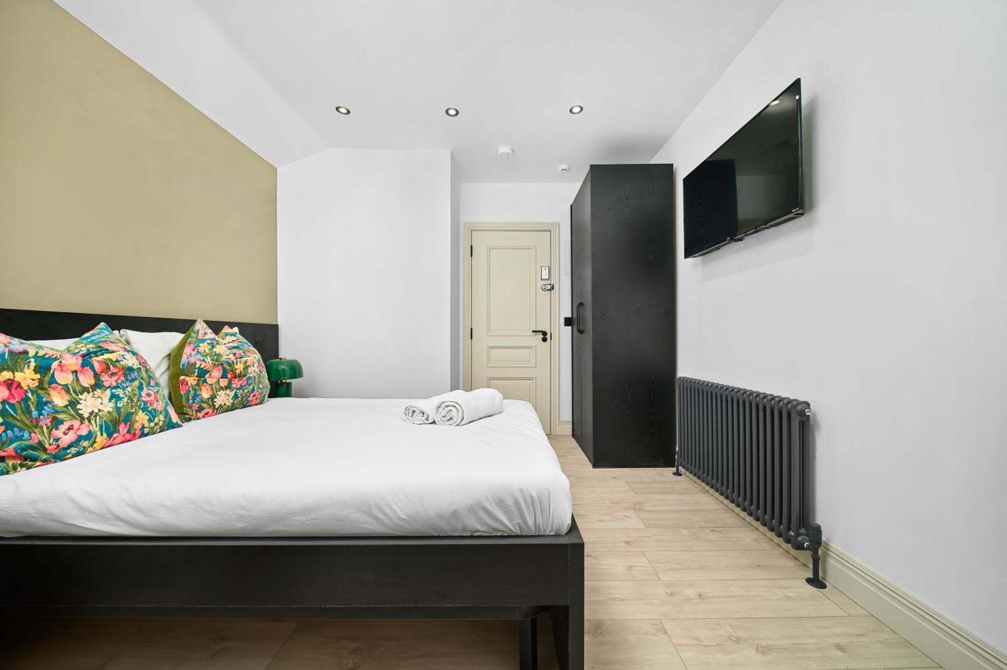 Nine Elms Modern Studio Apartments 런던 외부 사진