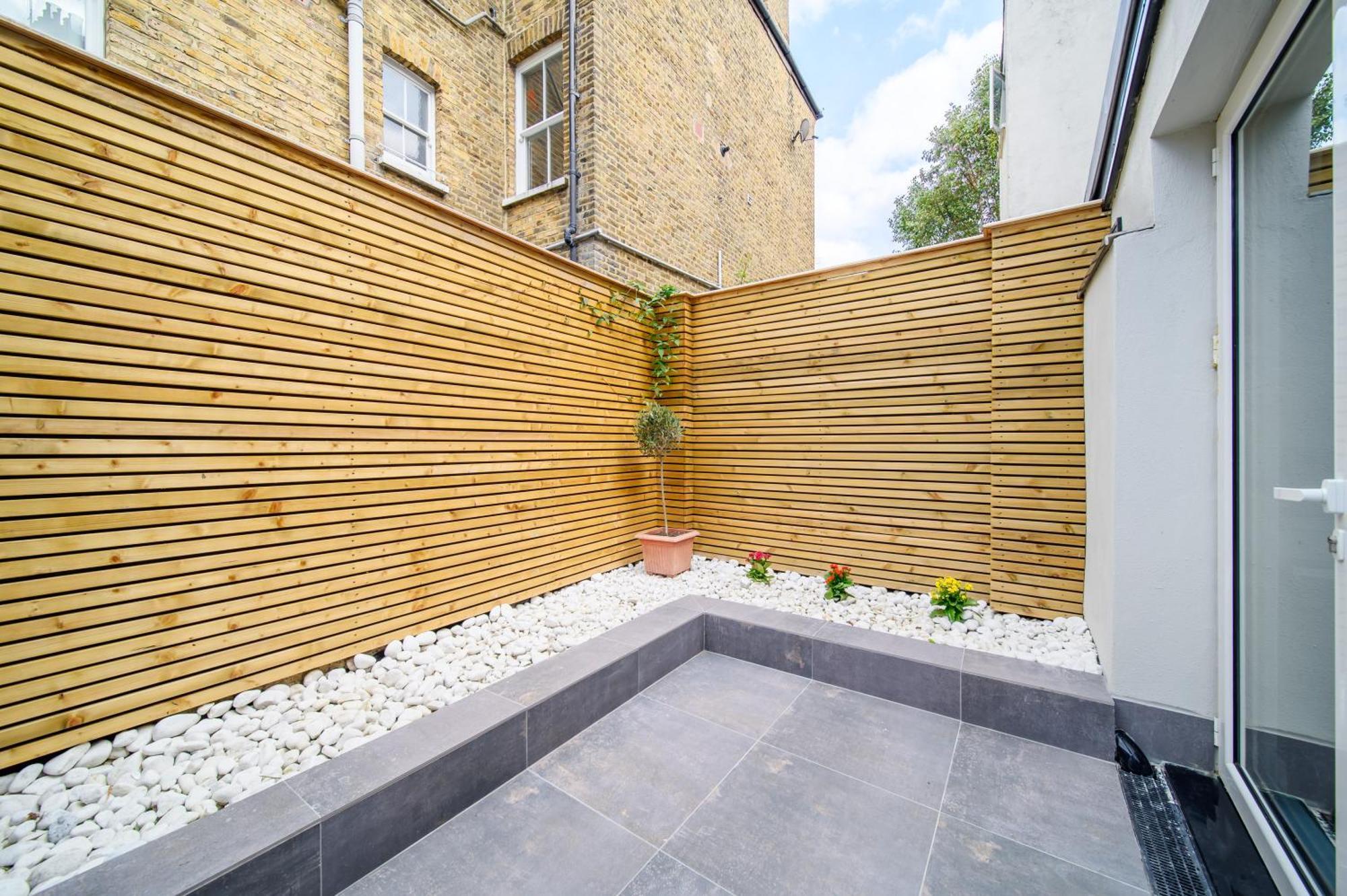 Nine Elms Modern Studio Apartments 런던 외부 사진