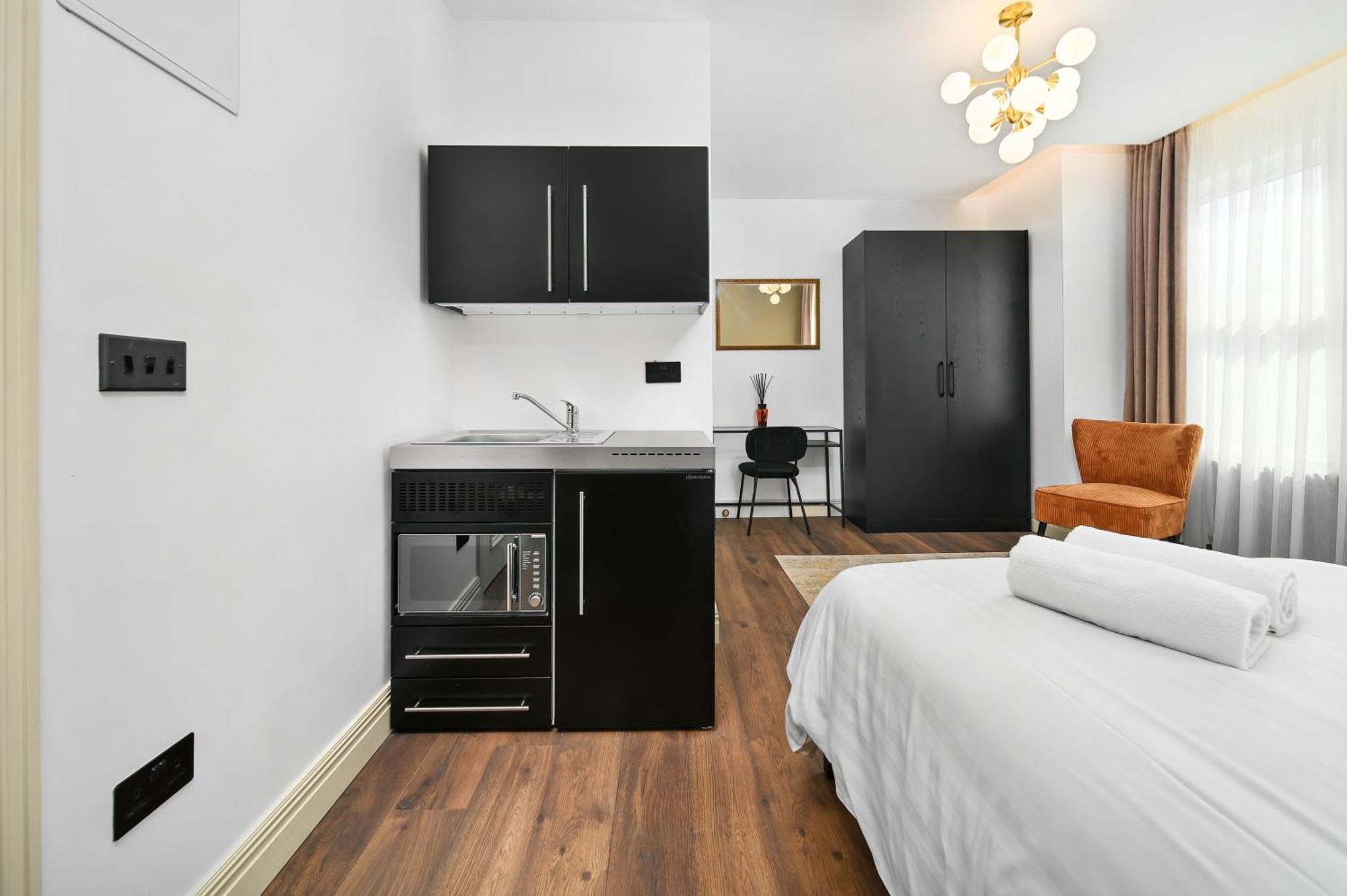 Nine Elms Modern Studio Apartments 런던 외부 사진