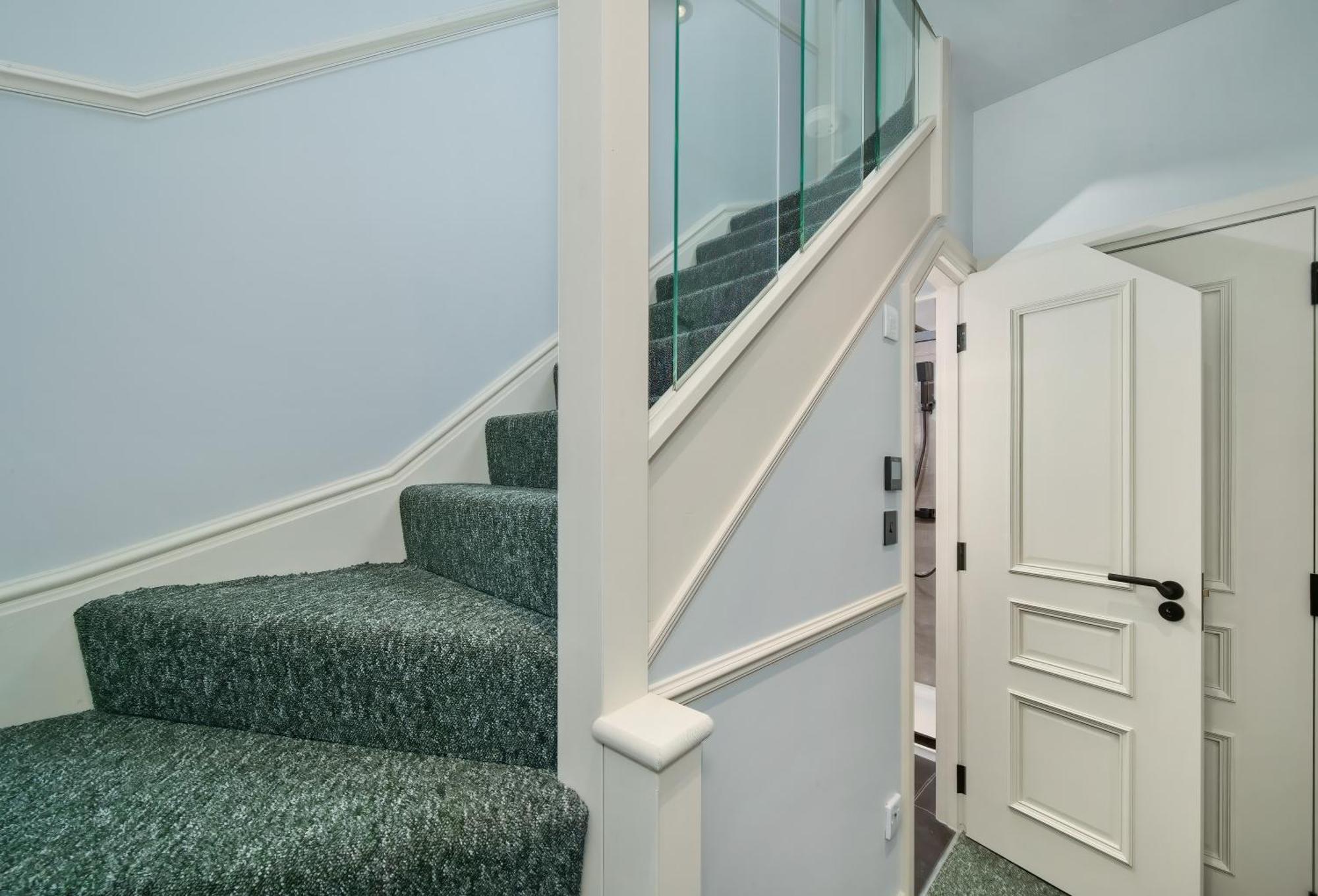 Nine Elms Modern Studio Apartments 런던 외부 사진