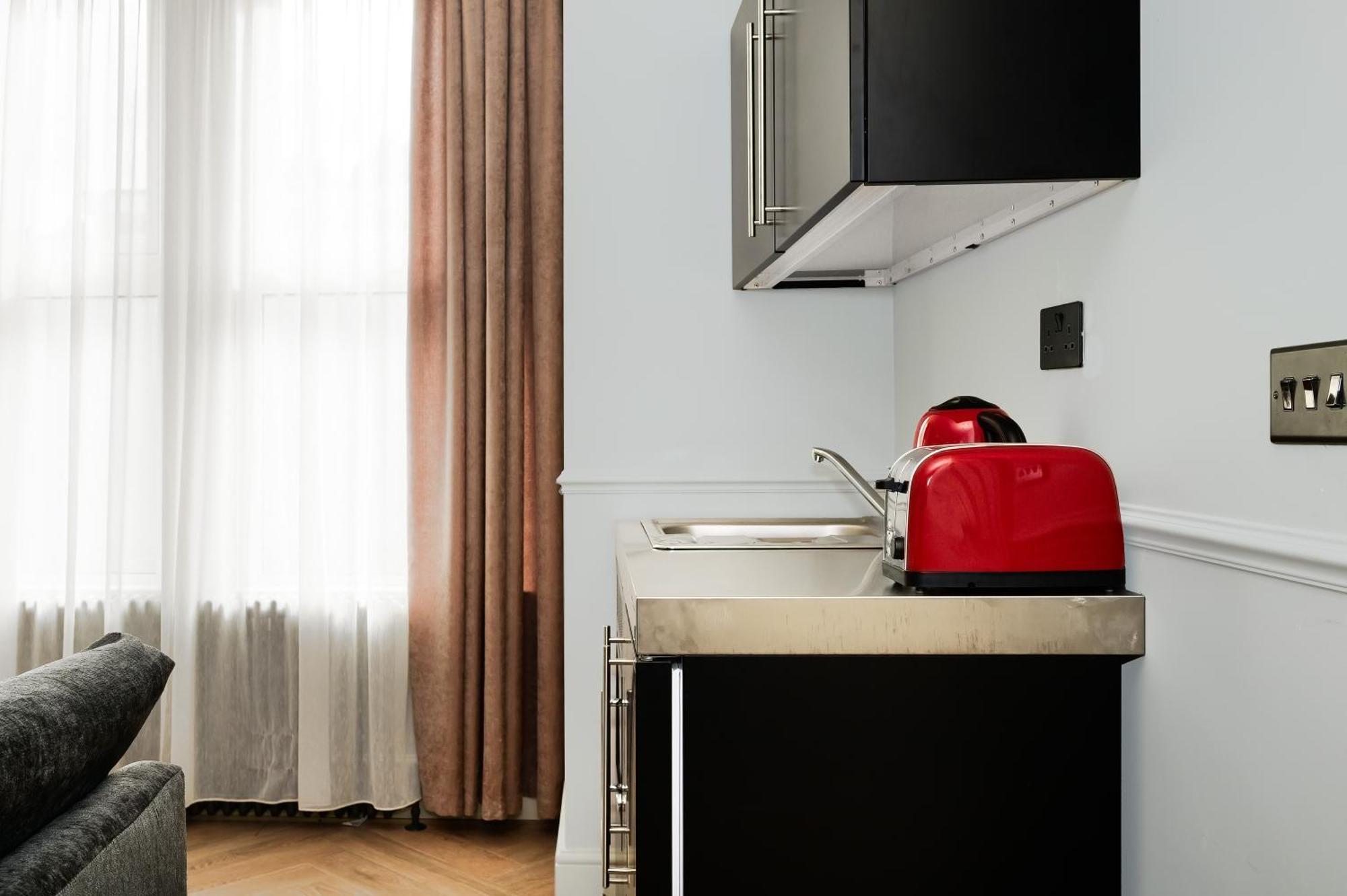 Nine Elms Modern Studio Apartments 런던 외부 사진
