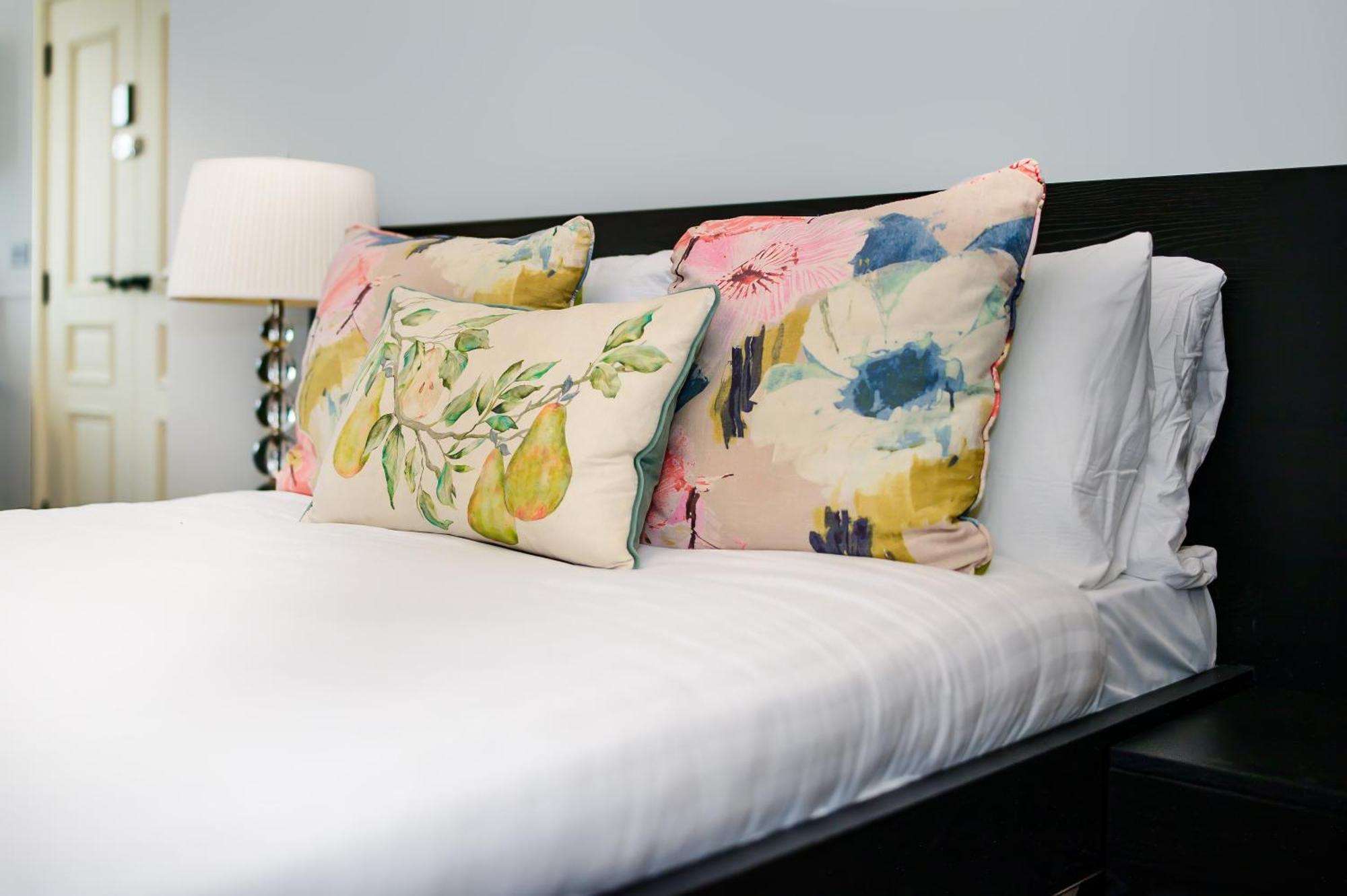Nine Elms Modern Studio Apartments 런던 외부 사진